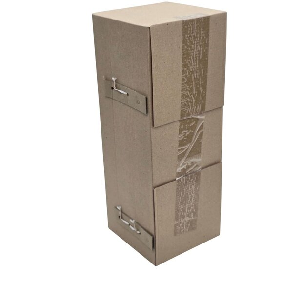 Nutcracker Village Ireland Shepherd w/ Sheep Figure 2005 Boxed - Picture 14 of 15